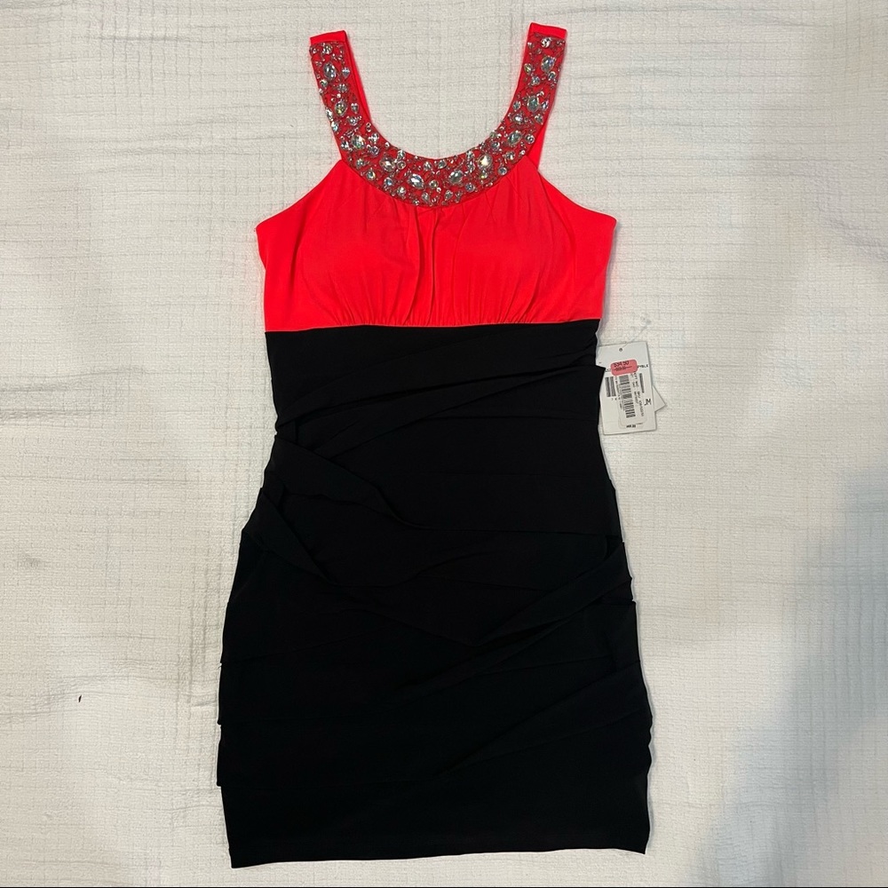 Jodi Kristopher Party Dress Size Medium NWT